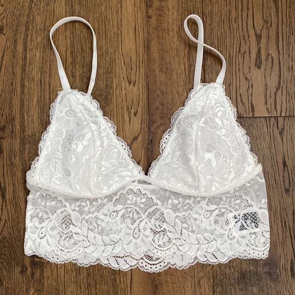 SHEIN Lacy Bralette - Picture 3 of 8